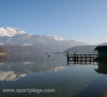 L'esplanade de Saint-Jorioz