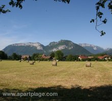 Vue depuis la piste cyclable, Saint-Jorioz