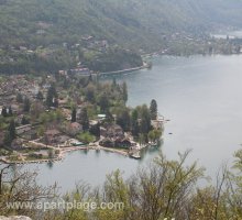 Vue de la baie de Talloires depuis le Roc de Chère