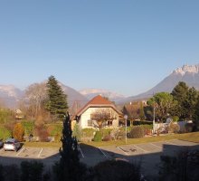 Vue parkings depuis balcon, apartplage, Saint-Jorioz